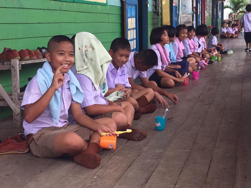 โครงการถอดบทเรียนเพื่อพัฒนาชุดเครื่องมือเสริมสร้างสุขภาวะด้วยกระบวนการพัฒนาคุณธรรมในโรงเรียนตามแนวทางของมูลนิธิยุวสถิรคุณ