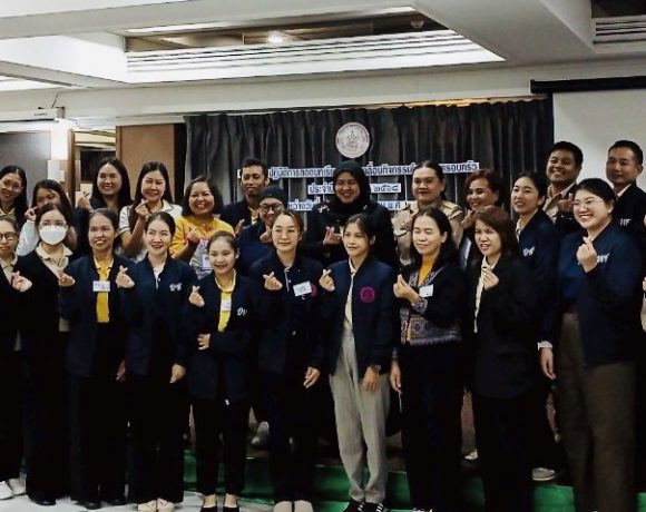 ถอดบทเรียนการขับเคลื่อนกิจกรรม “โรงเรียนครอบครัว”